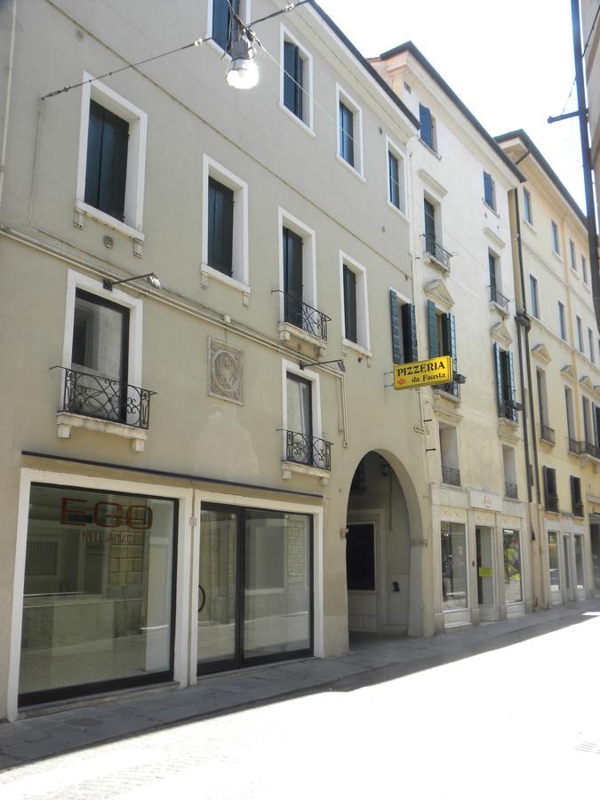 Portico Oscuro Deluxe Apartment - Centro Citta Treviso Exterior foto
